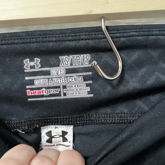 Under Armour capri leggings - Picture 2 of 4